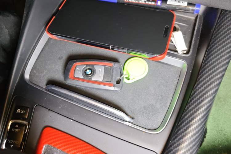 Used BMW 2 Series 2019 225i Sport Design Package Vehicle Key