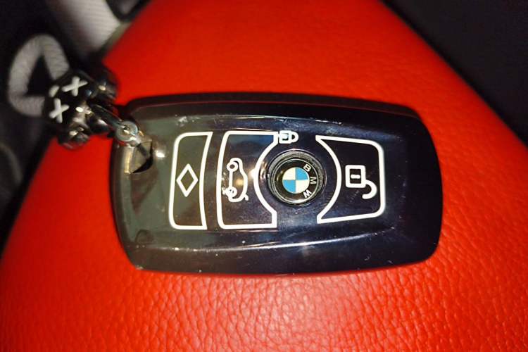 Used BMW 2 Series 2019 225i Convertible Coupe Luxury Edition M Sport Package Vehicle Key