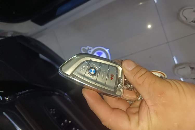 Used BMW 2 Series 2019 225i Convertible Coupe Sports Design Package Vehicle Key