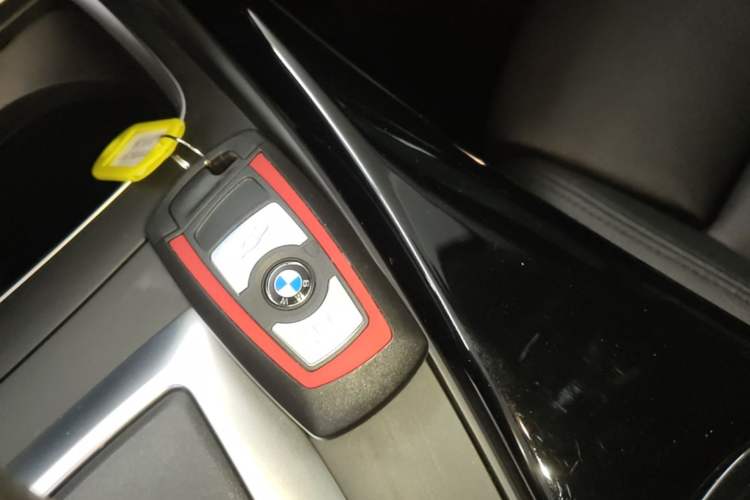 Used BMW 2 Series 2019 225i Sport Design Package Vehicle Key