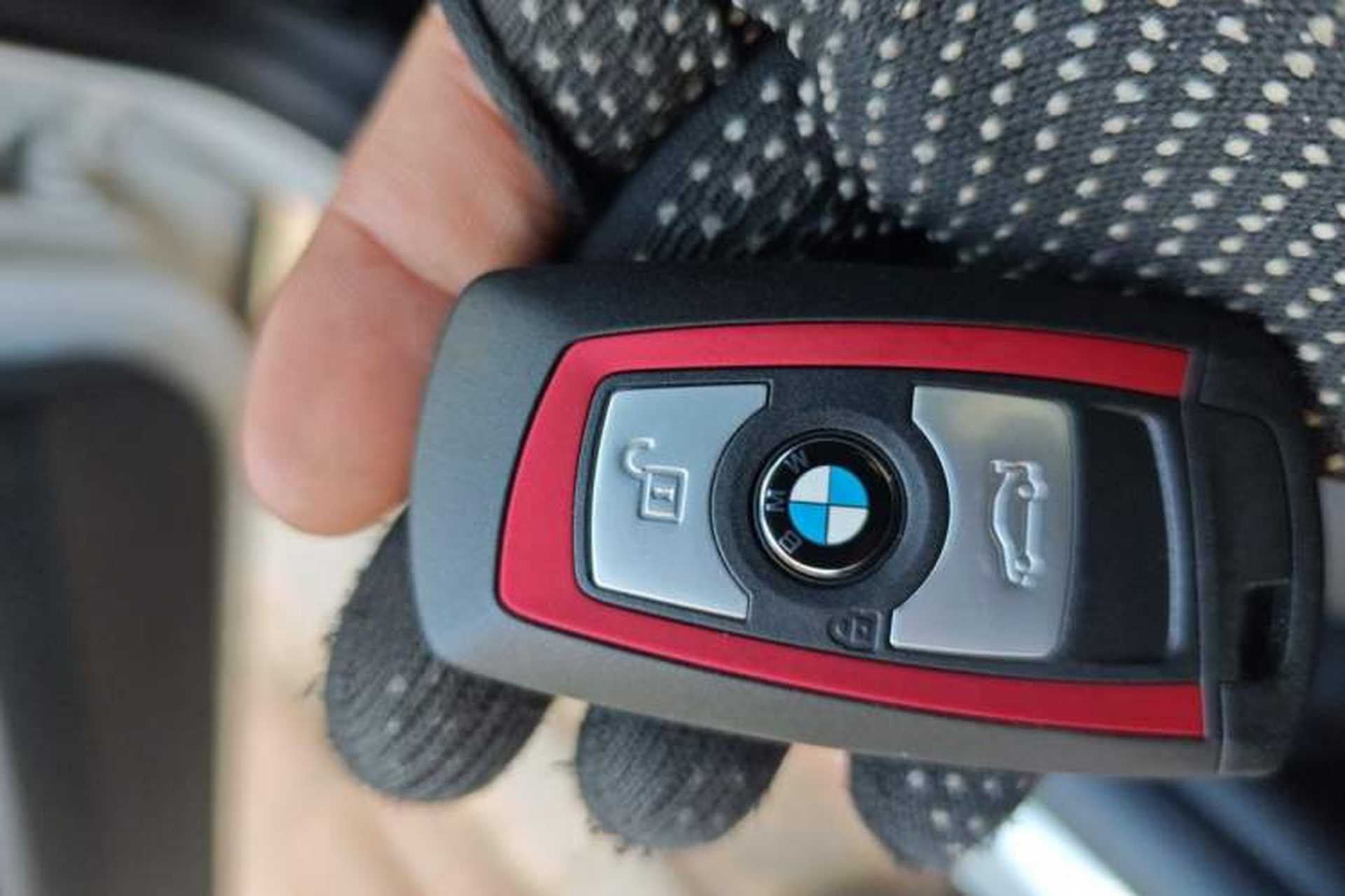 Used BMW 2 Series 2019 225i Convertible Coupe Sports Design Package Vehicle Key