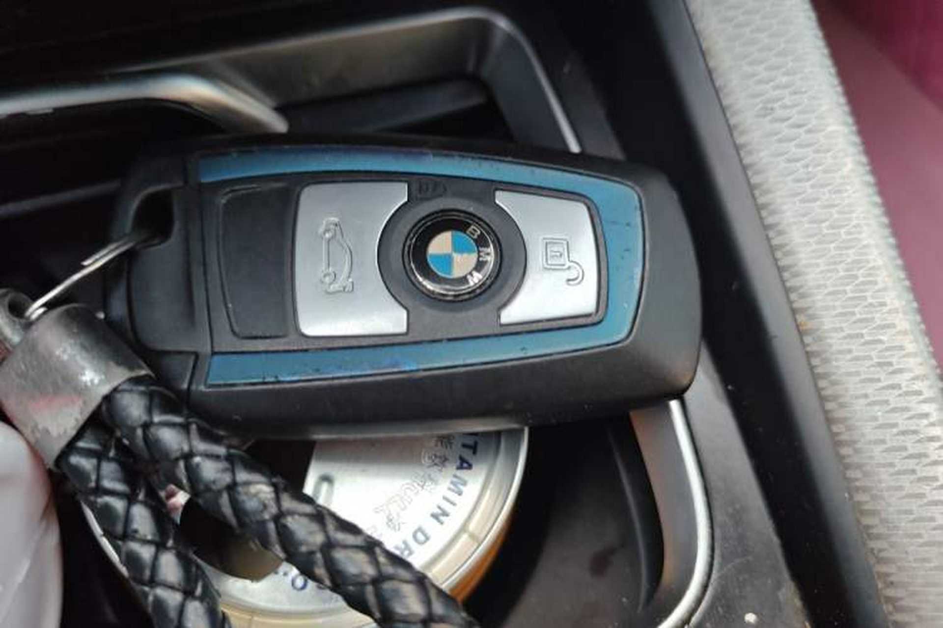 Used BMW 2 Series 2019 225i Convertible Coupe Luxury Edition M Sport Package Vehicle Key