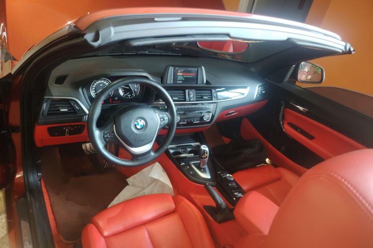 Used BMW 2 Series 2019 225i Convertible Coupe Sports Design Package Center Console