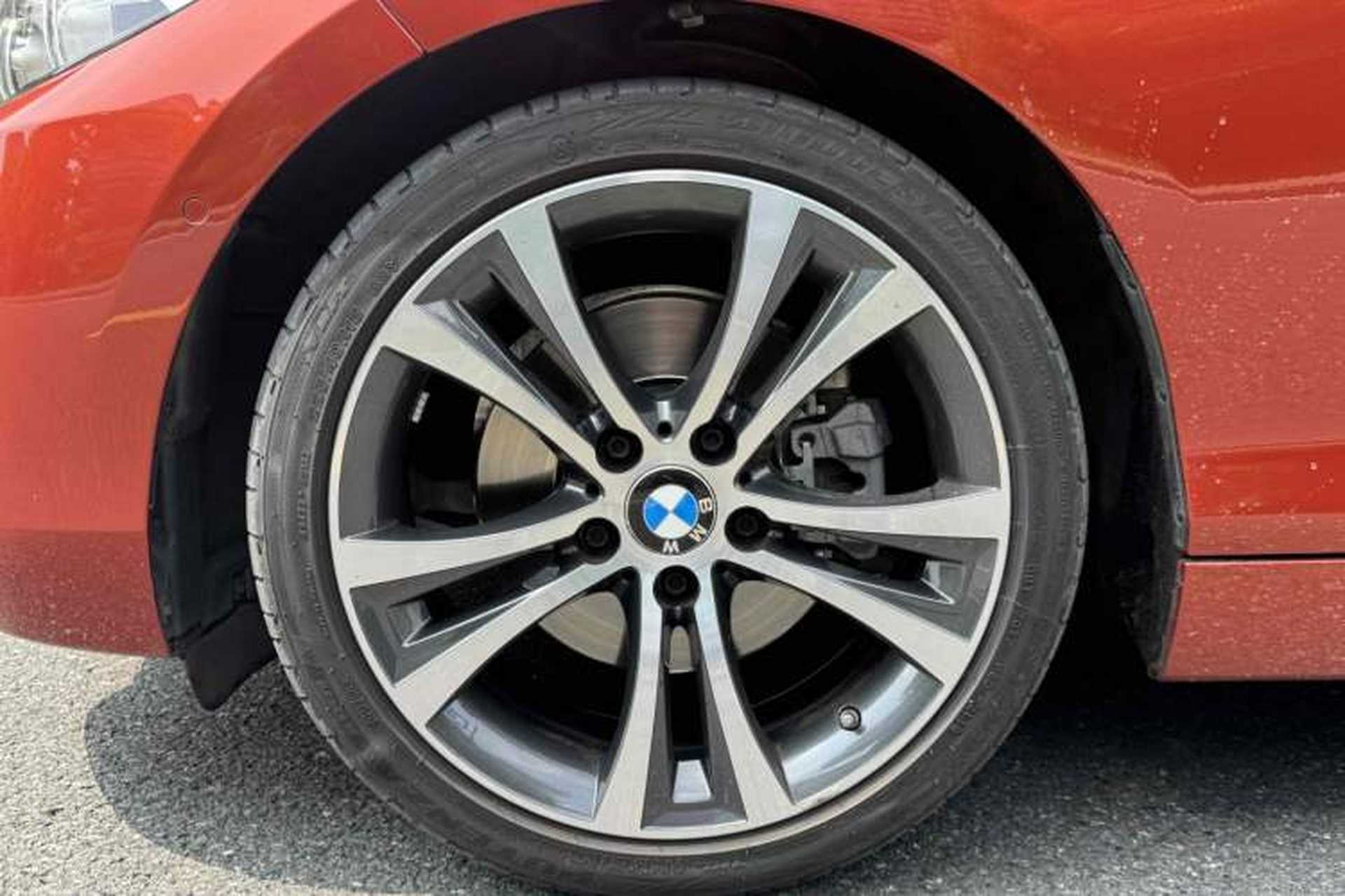 Used BMW 2 Series 2019 225i Sport Design Package Exterior 5
