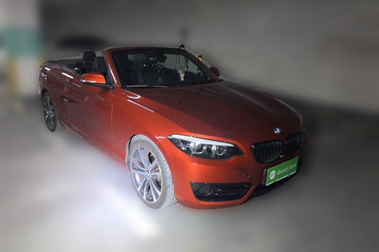 Used BMW 2 Series 2019 225i Convertible Coupe Sports Design Package Front Right 45 Deg