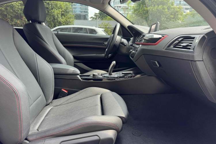 Used BMW 2 Series 2019 225i Sport Design Package Interior 7
