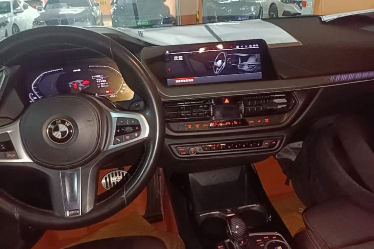 Used BMW 2 Series 2021 225i 4-Door Coupe M Sport Package Audio And AC Panel