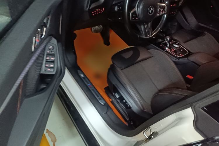 Used BMW 2 Series 2021 225i 4-Door Coupe M Sport Package Driver Seat