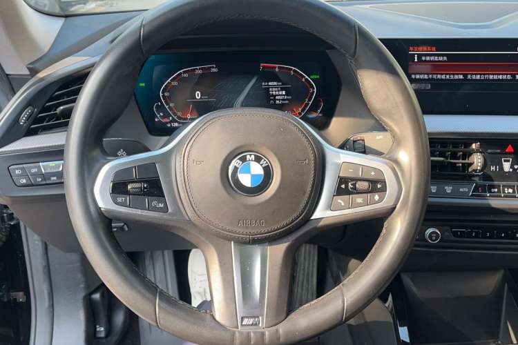 Used BMW 2 Series 2021 225i Four-Door Coupe M Sport Night Edition Steering Wheel