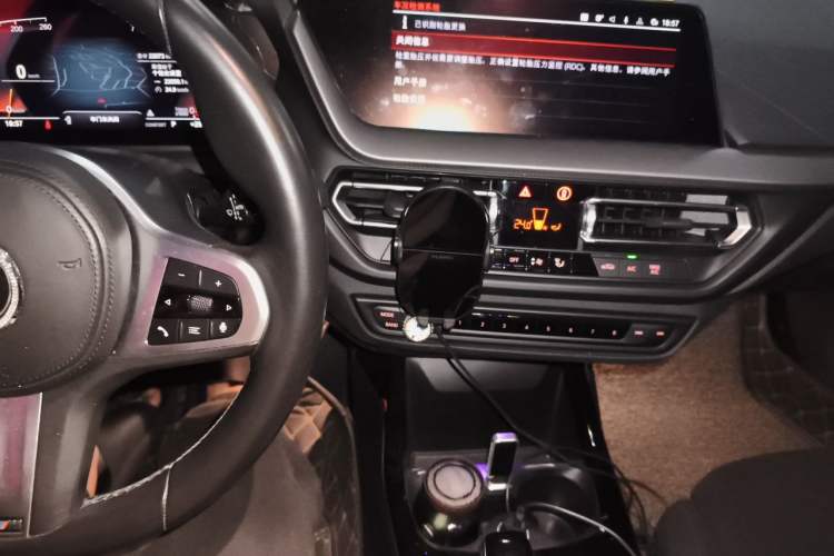 Used BMW 2 Series 2021 225i 4-Door Coupe M Sport Package Audio And AC Panel