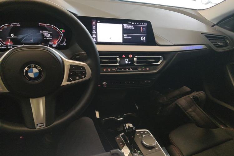 Used BMW 2 Series 2021 225i 4-Door Coupe M Sport Package Center Console