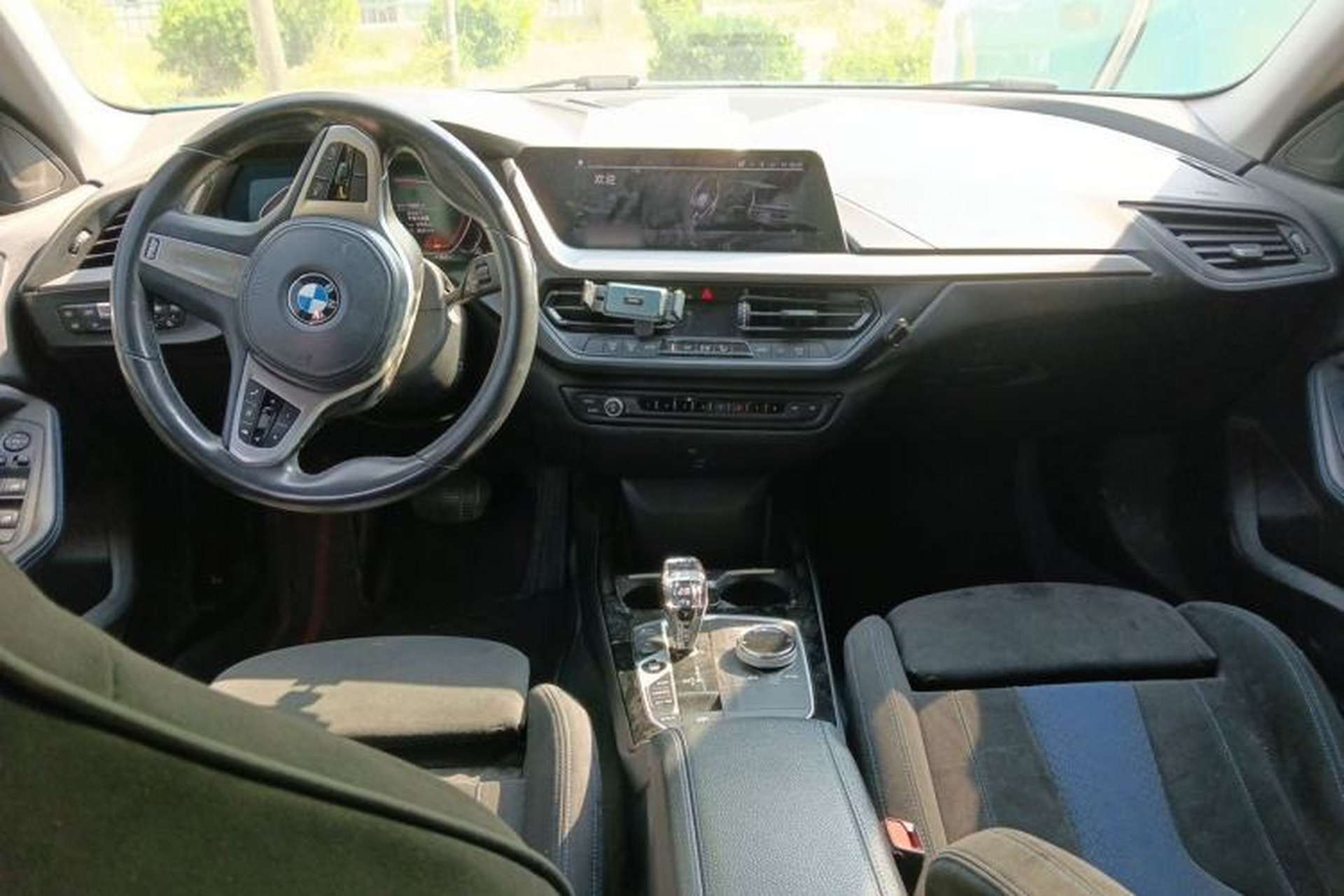 Used BMW 2 Series 2021 225i 4-Door Coupe M Sport Package Center Console