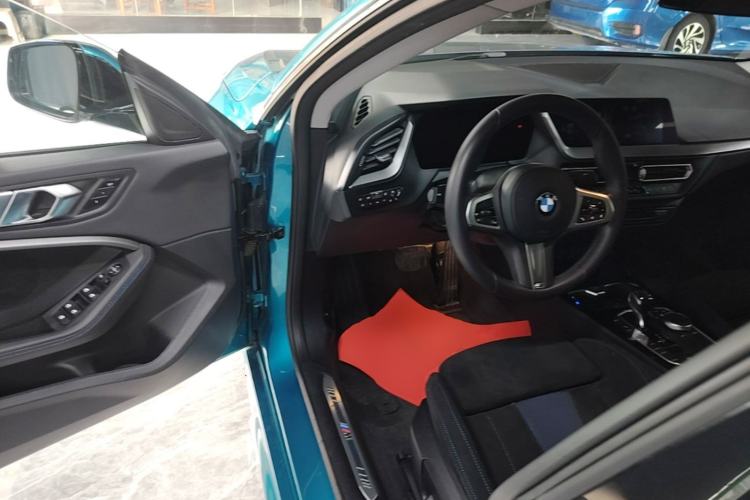 Used BMW 2 Series 2021 225i Four-Door Coupe M Sport Night Edition Driver Seat