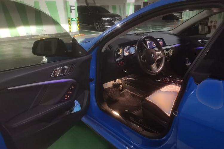 Used BMW 2 Series 2021 225i Four-Door Coupe M Sport Night Edition Driver Seat