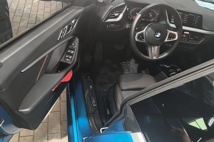 Used BMW 2 Series 2021 225i 4-Door Coupe M Sport Package Driver Seat