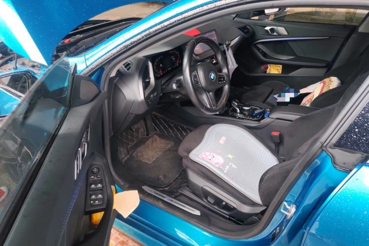 Used BMW 2 Series 2021 225i Four-Door Coupe M Sport Night Edition Driver Seat