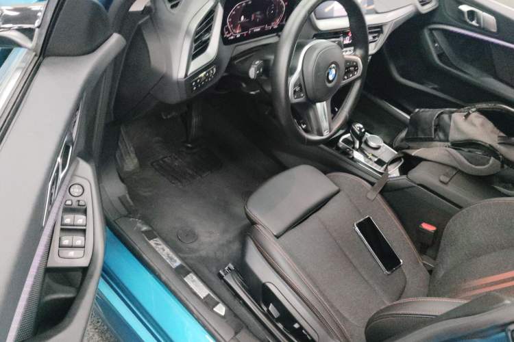 Used BMW 2 Series 2021 225i 4-Door Coupe M Sport Package Driver Seat