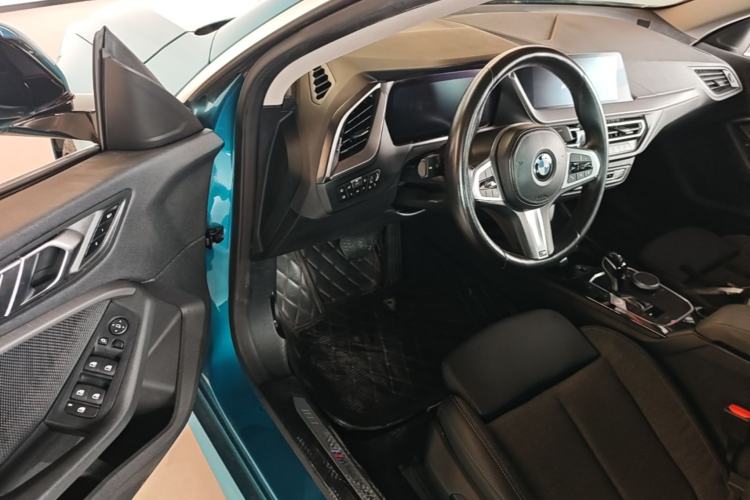 Used BMW 2 Series 2021 225i 4-Door Coupe M Sport Package Driver Seat