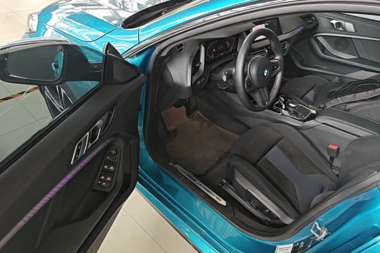 Used BMW 2 Series 2021 225i Four-Door Coupe M Sport Night Edition Driver Seat
