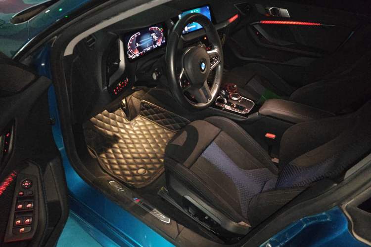 Used BMW 2 Series 2021 225i Four-Door Coupe M Sport Night Edition Driver Seat