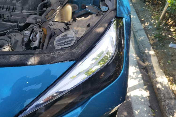 Used BMW 2 Series 2021 225i Four-Door Coupe M Sport Night Edition Engine Bay Left