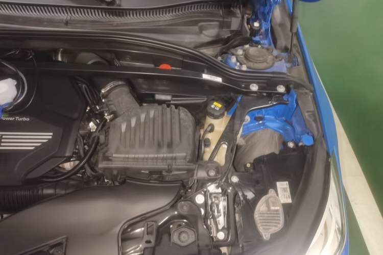 Used BMW 2 Series 2021 225i Four-Door Coupe M Sport Night Edition Engine Bay Left