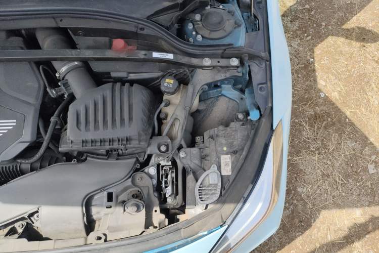 Used BMW 2 Series 2021 225i 4-Door Coupe M Sport Package Engine Bay Left