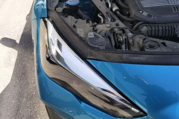 Used BMW 2 Series 2021 225i Four-Door Coupe M Sport Night Edition Engine Bay Right