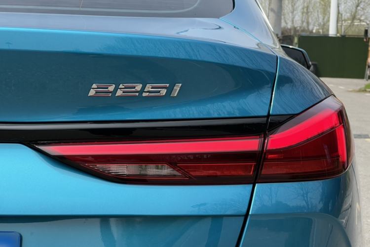 Used BMW 2 Series 2021 225i 4-Door Coupe M Sport Package Exterior 3