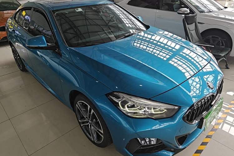 Used BMW 2 Series 2021 225i Four-Door Coupe M Sport Night Edition Front Right 45 Deg