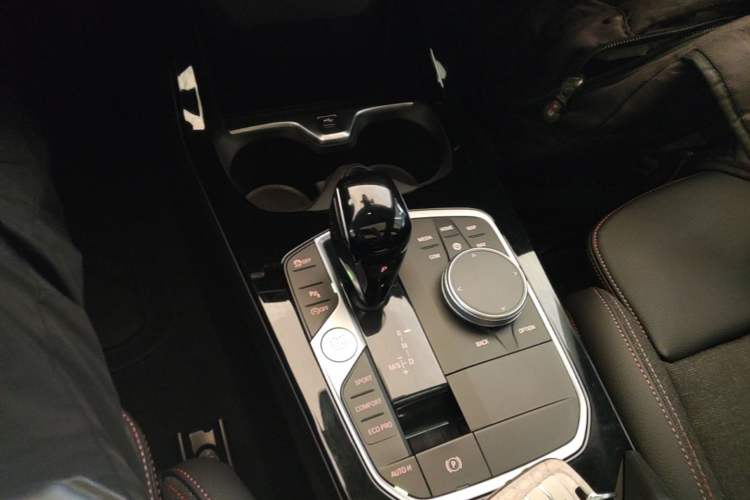Used BMW 2 Series 2021 225i 4-Door Coupe M Sport Package Gear Lever