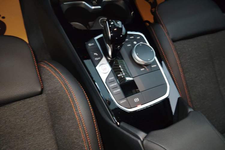 Used BMW 2 Series 2021 225i 4-Door Coupe M Sport Package Gear Lever