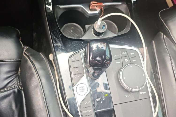 Used BMW 2 Series 2021 225i 4-Door Coupe M Sport Package Gear Lever