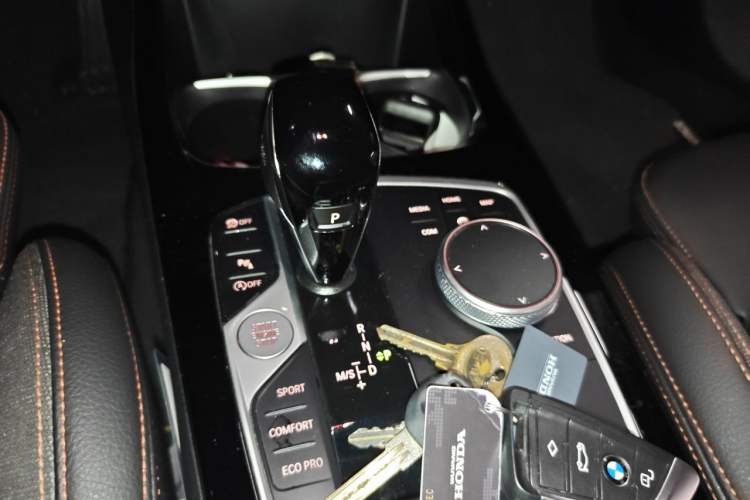Used BMW 2 Series 2021 225i 4-Door Coupe M Sport Package Gear Lever