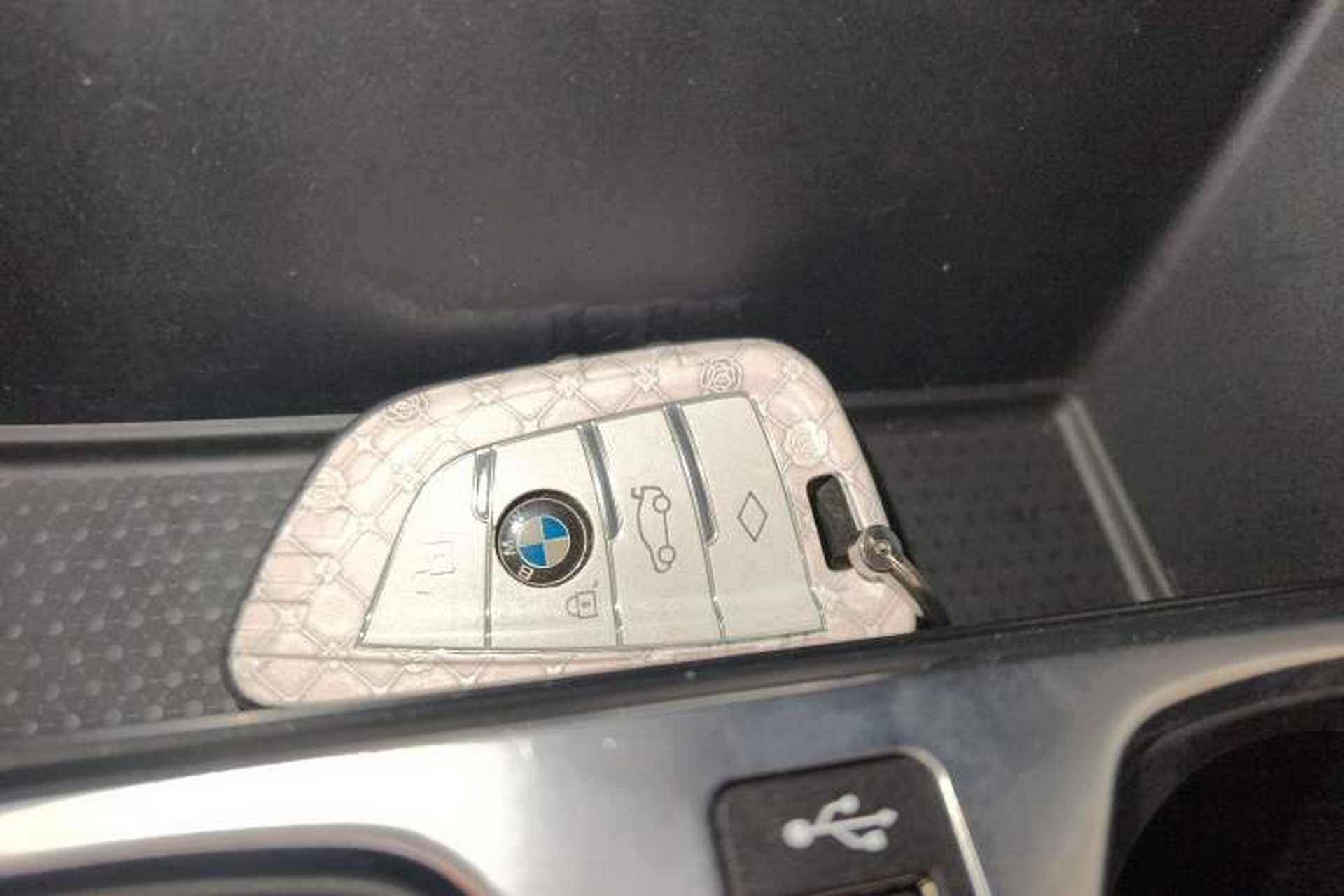 Used BMW 2 Series 2021 225i 4-Door Coupe M Sport Package Interior 1