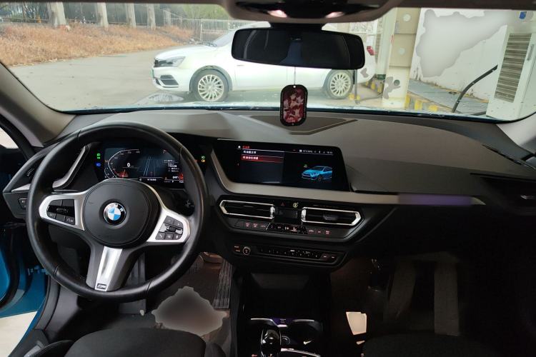 Used BMW 2 Series 2021 225i Four-Door Coupe M Sport Night Edition Interior 2