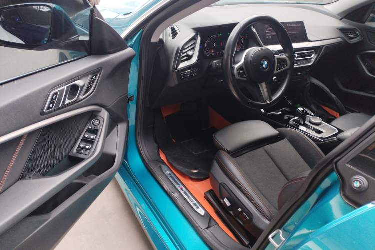 Used BMW 2 Series 2021 225i 4-Door Coupe M Sport Package Interior 3