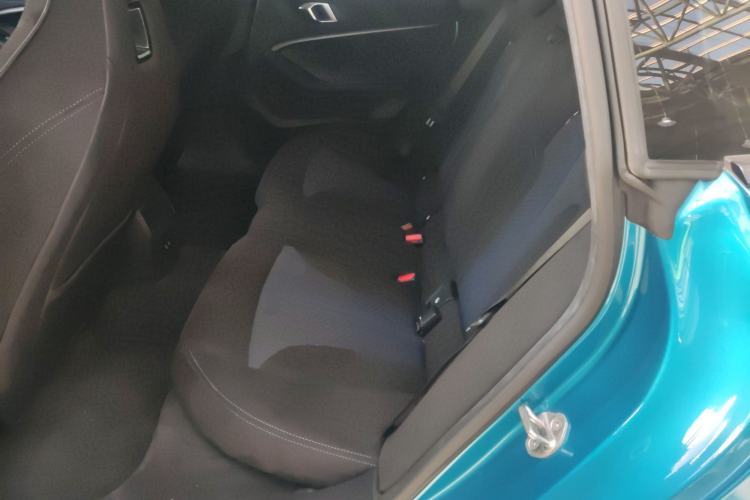 Used BMW 2 Series 2021 225i Four-Door Coupe M Sport Night Edition Interior 4