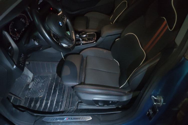 Used BMW 2 Series 2021 225i 4-Door Coupe M Sport Package Left Front Seat