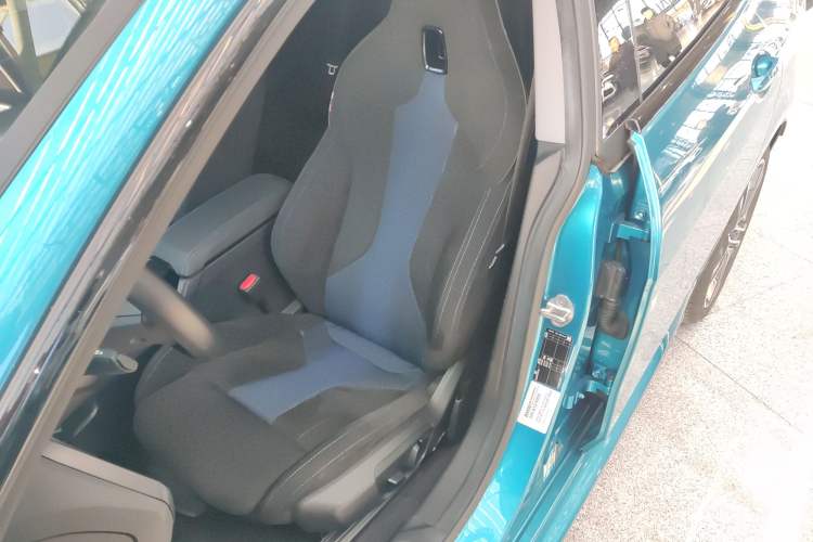 Used BMW 2 Series 2021 225i Four-Door Coupe M Sport Night Edition Left Front Seat