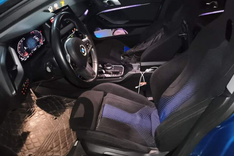 Used BMW 2 Series 2021 225i 4-Door Coupe M Sport Package Left Front Seat