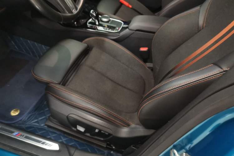 Used BMW 2 Series 2021 225i 4-Door Coupe M Sport Package Left Front Seat