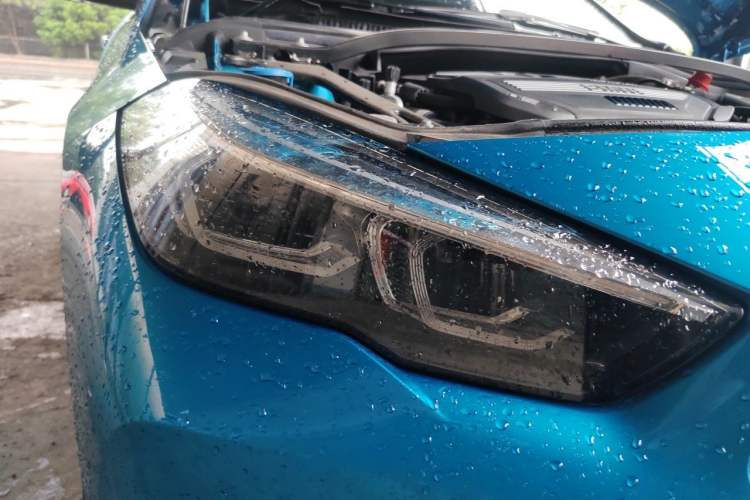 Used BMW 2 Series 2021 225i Four-Door Coupe M Sport Night Edition Right Front Headlight