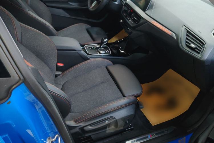 Used BMW 2 Series 2021 225i 4-Door Coupe M Sport Package Right Front Seat