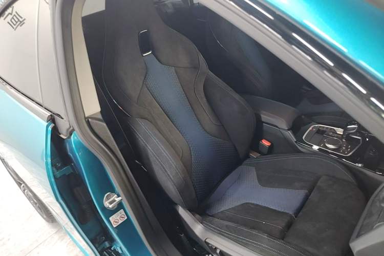 Used BMW 2 Series 2021 225i Four-Door Coupe M Sport Night Edition Right Front Seat