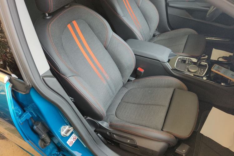 Used BMW 2 Series 2021 225i 4-Door Coupe M Sport Package Right Front Seat