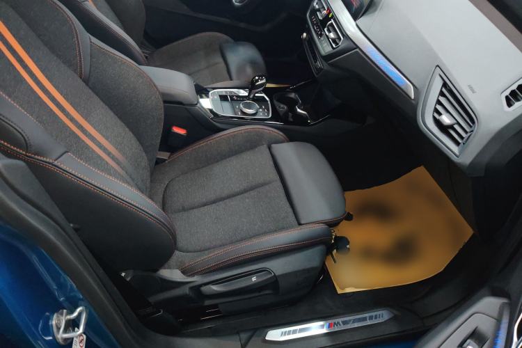 Used BMW 2 Series 2021 225i 4-Door Coupe M Sport Package Right Front Seat
