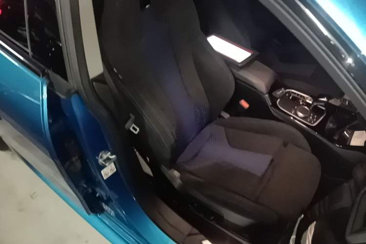 Used BMW 2 Series 2021 225i Four-Door Coupe M Sport Night Edition Right Front Seat