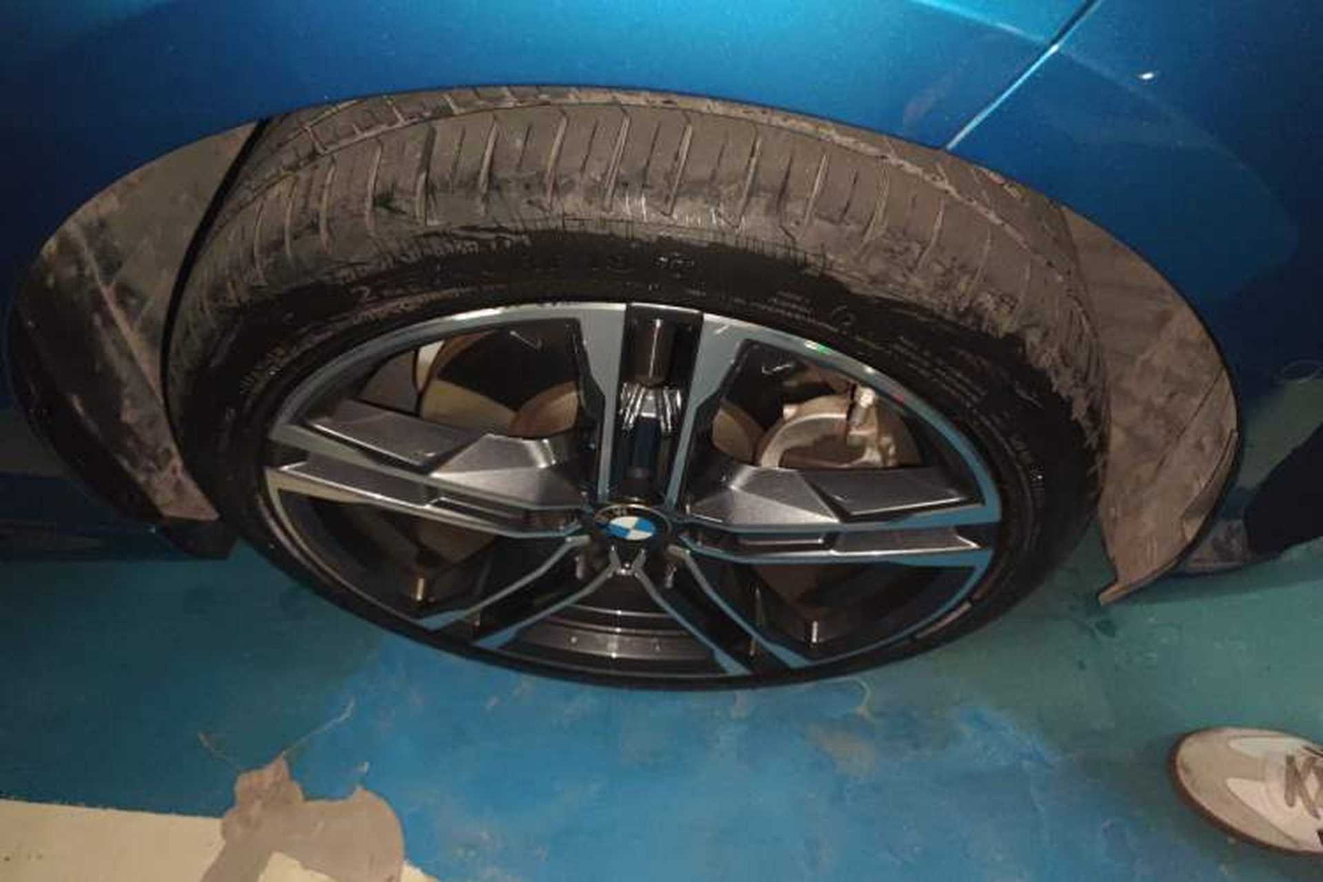 Used BMW 2 Series 2021 225i Four-Door Coupe M Sport Night Edition Right Front Wheel Hub