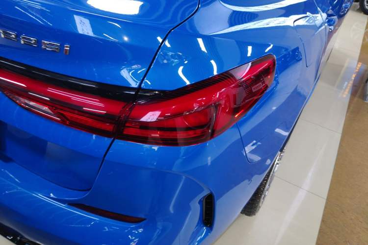 Used BMW 2 Series 2021 225i 4-Door Coupe M Sport Package Right Rear Taillight